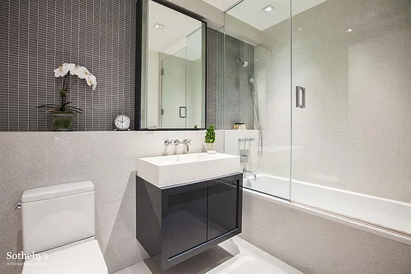 Sold by Sotheby's International Realty | media 18