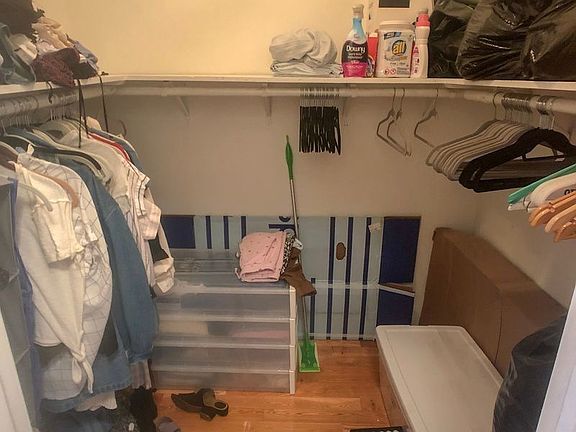 5th image of 739 Grand St APT 2R