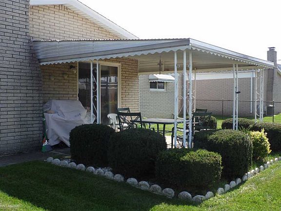 5th image of 35185 Marina Dr