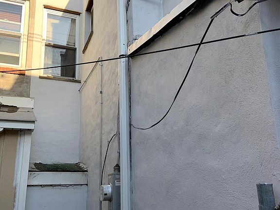 3rd image of 2310 S Rosewood St