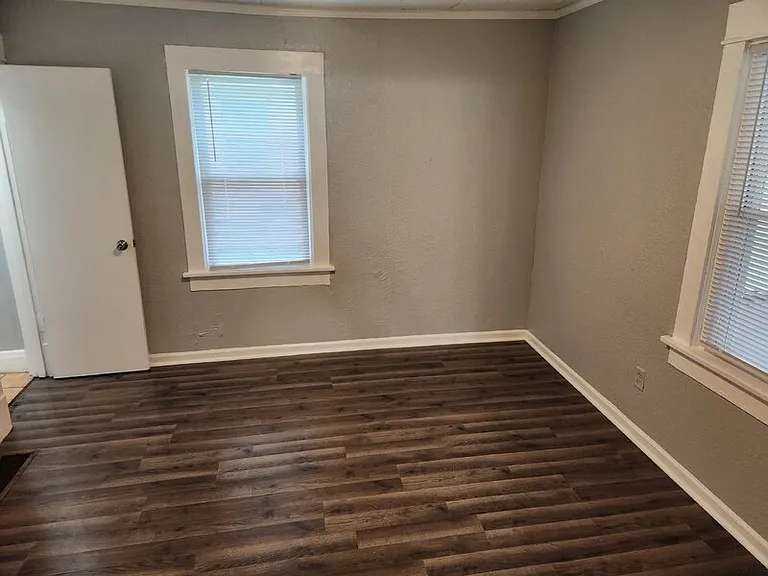 1806 Jefferson Ave — Photo 7