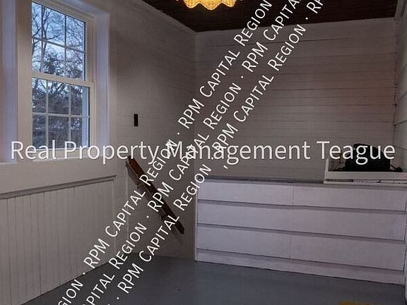 5th image of 64 Highland Dr Floor 2