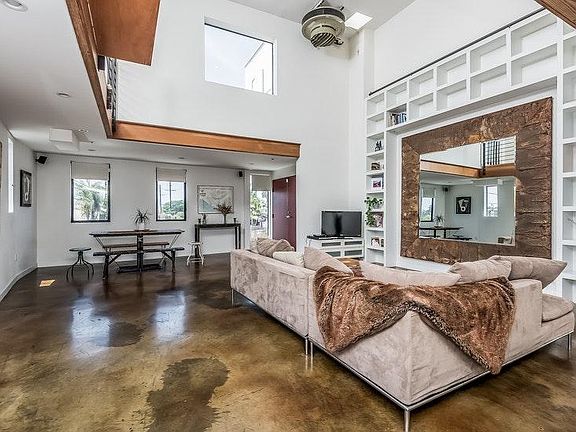 3rd image of 1113 Electric Ave APT 2