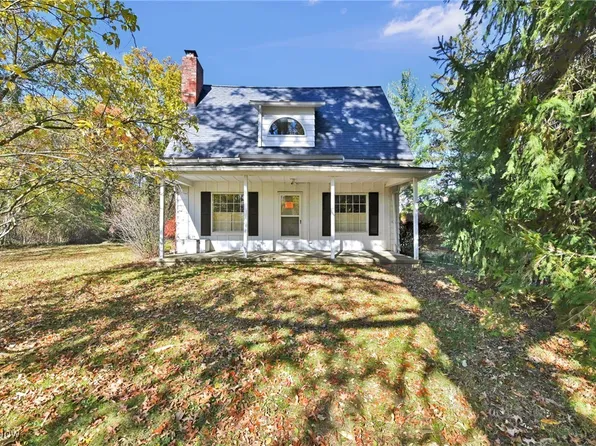 397 W Steels Corners Rd, Cuyahoga Falls, OH 44223