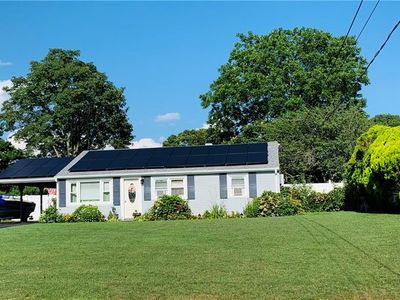 12 Sweeney Ln Bristol Ri 02809 Zillow