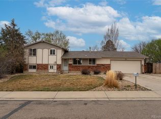 1902 Cambridge Dr, Longmont, CO 80503