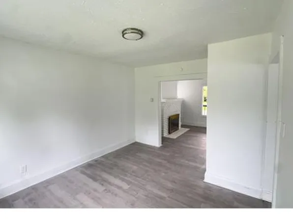 4311 E 119th St, Cleveland, OH 44105