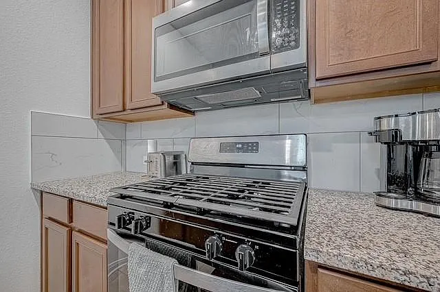 21227 Gulf Front Dr — Photo 10