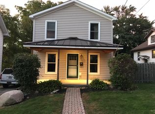 211 Courtland St, Fairport Harbor, OH 44077