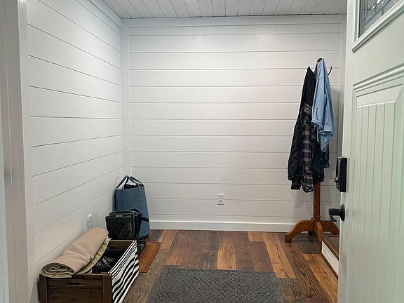 5th image of 3750 N Saint Martins Point