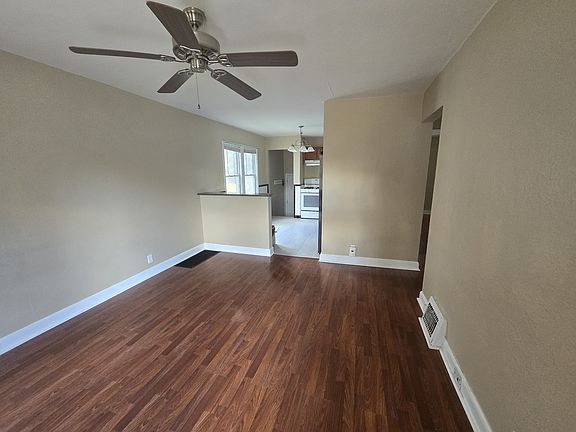 2nd image of 1445 Prather Ave