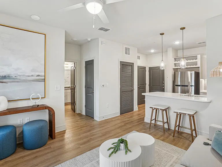 Sopra Luxury Living — Photo 33