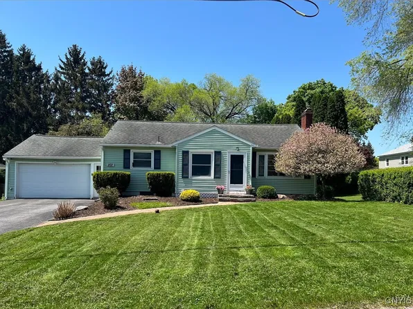 202 Marian Dr, Syracuse, NY 13219