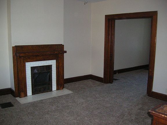 2nd image of 603-611 N High St #605