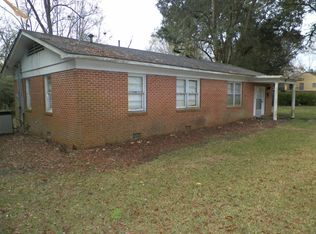 812 W 12th St, Laurel, MS 39440
