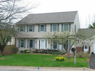 2609 Princeton Dr, Vestal, NY 13850