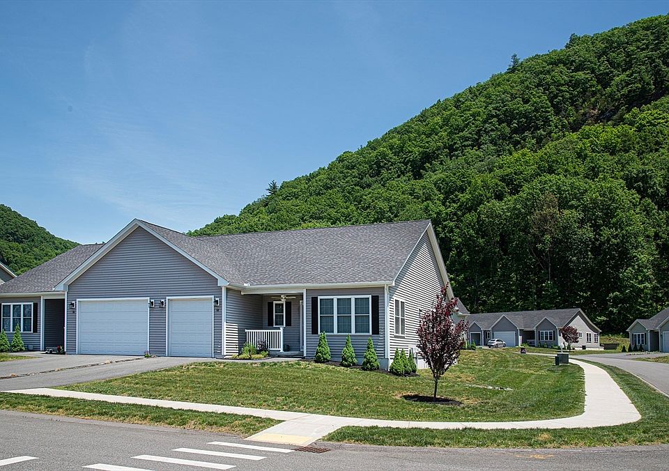 1st image of 9 Gray Lock Ln #B