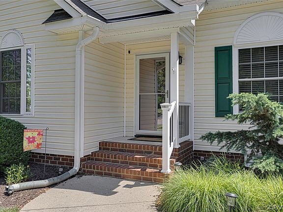 4th image of 4915 Tanfield Dr