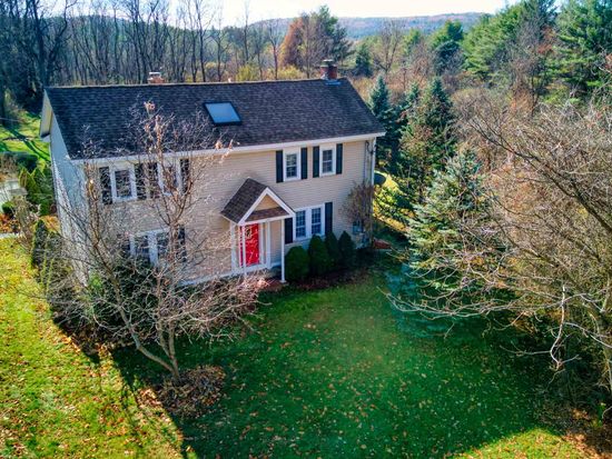 96 Caveney Dr Northfield Nh 03276 Mls 4837777 Zillow