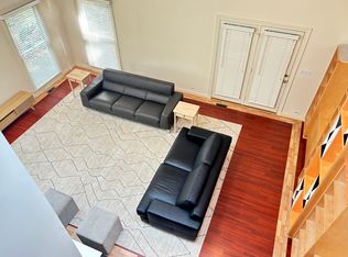 215 Columbia Pl W #215, Chapel Hill, NC 27516