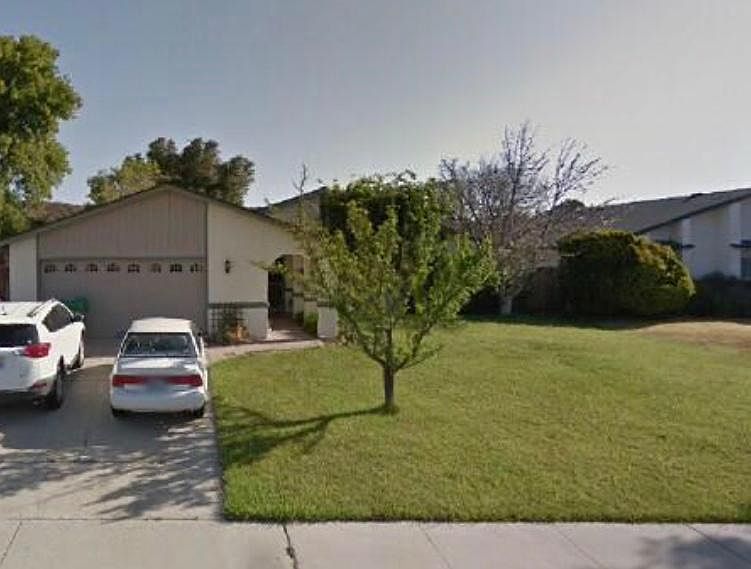 1st image of 149 Karen Pl