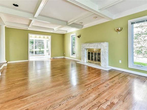 4th image of 2522 Elkridge Dr