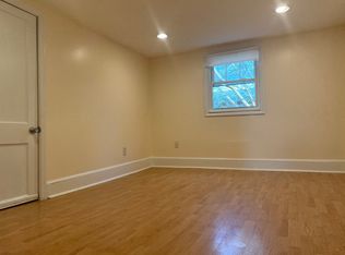 16 Charlotte St #1000, Greenville, SC 29607