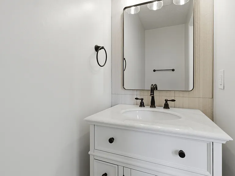 10516 Beacon Ln — Photo 18