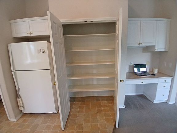 2nd image of 610 Sieverkropp Dr