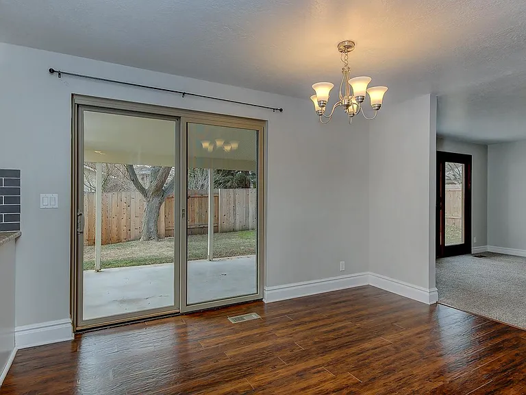 1025 N Eagle Hills Way — Photo 20