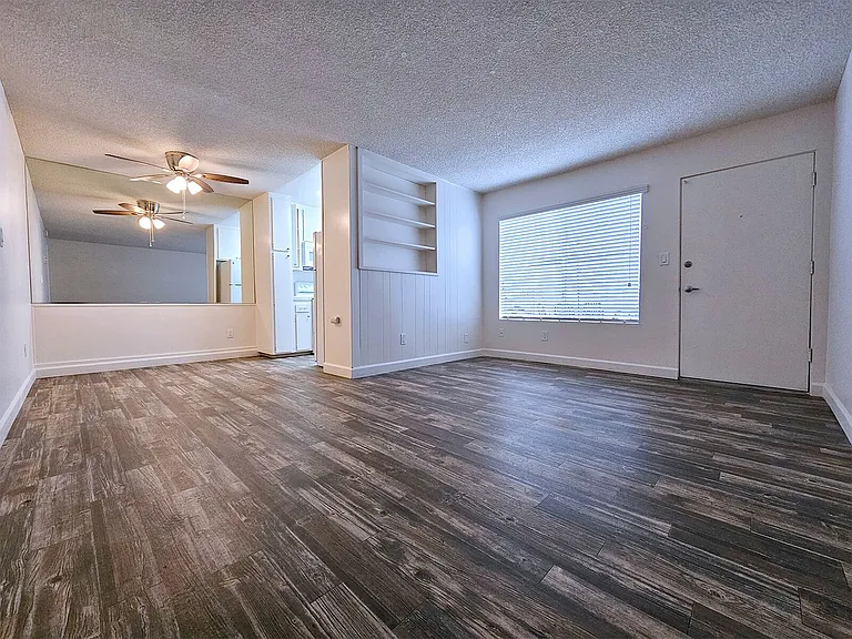 3946 Idaho St — Photo 17