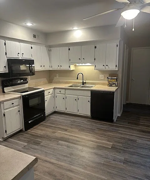 1319 Lockett Ridge Rd — Photo 4