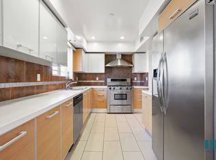 1321 Brockton Ave APT 302, Los Angeles, CA 90025