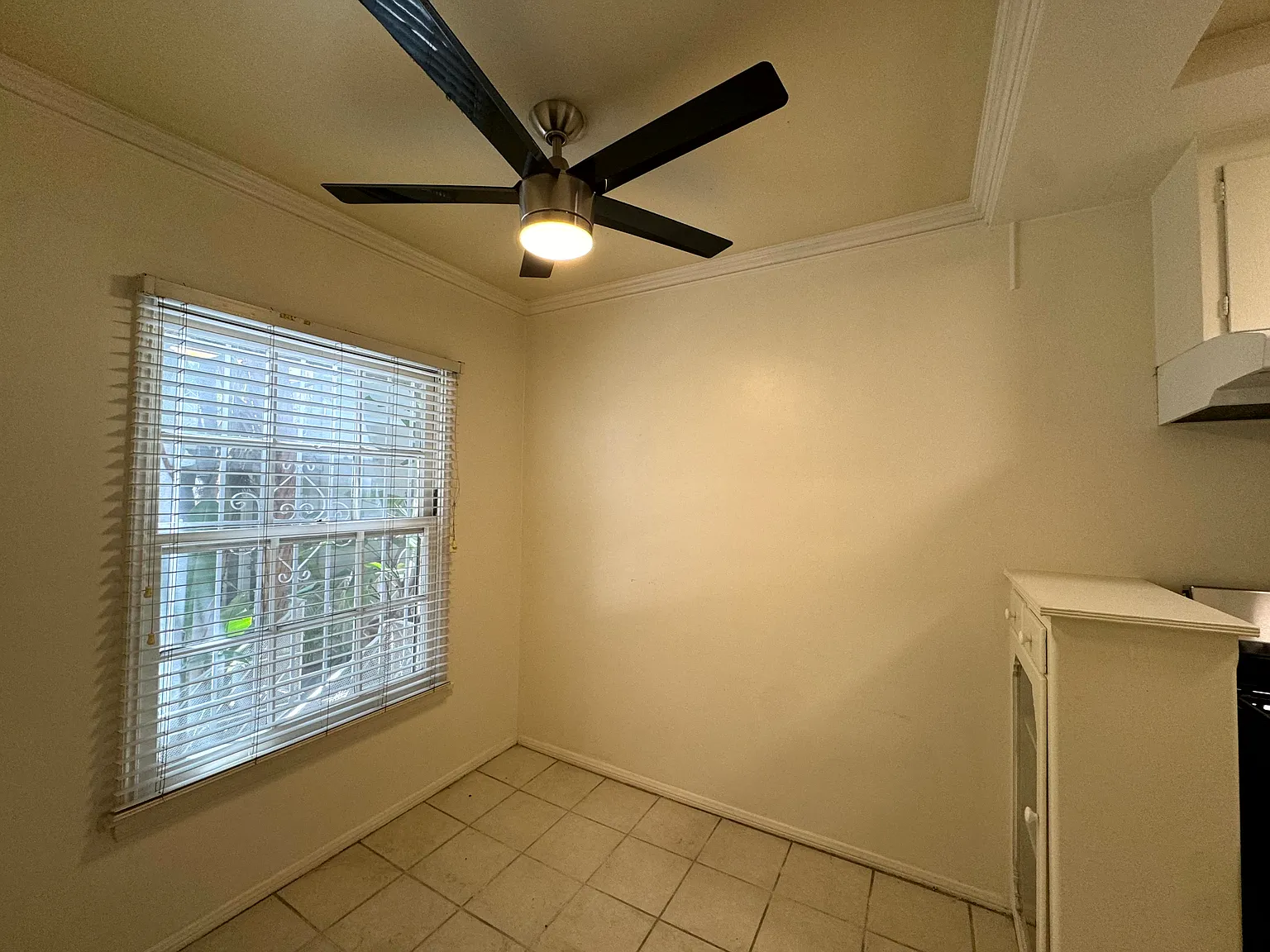 1271 N. Crescent Heights Blvd — Photo 3