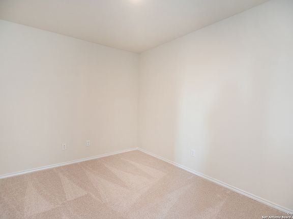 4th image of 4044 Lily Glade Ln.