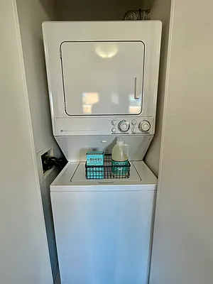 Rented by Cushman & Wakefield (Management) | media 55