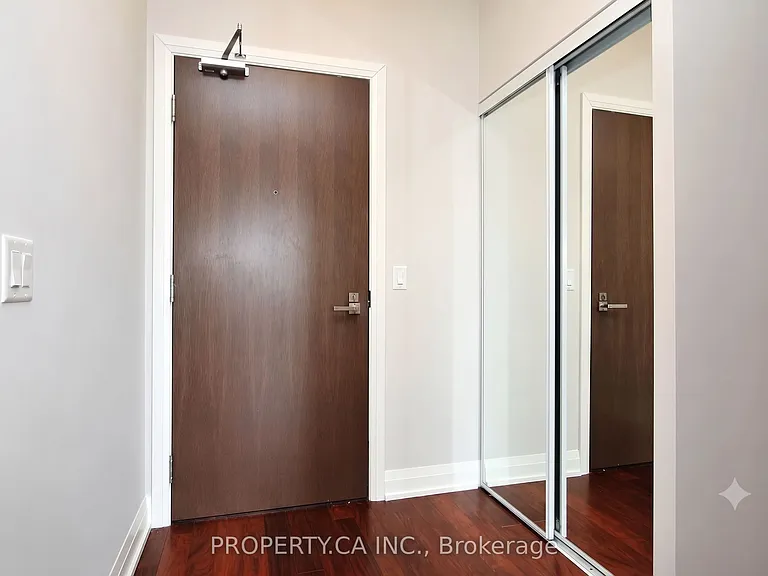 85 N Park Rd #807 — Photo 4