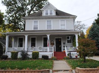 313 N Dixon Ave, Dixon, IL 61021