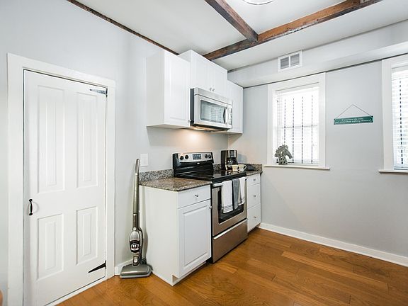 4th image of 15 W Jones Ln