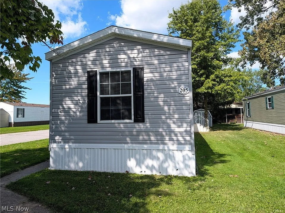 205 Brenthaven St #182