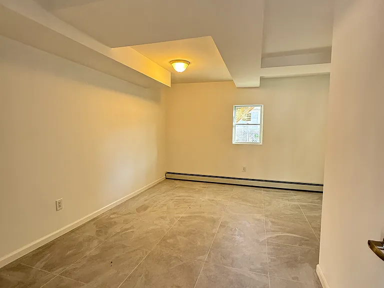 34 Seafoam St — Photo 21