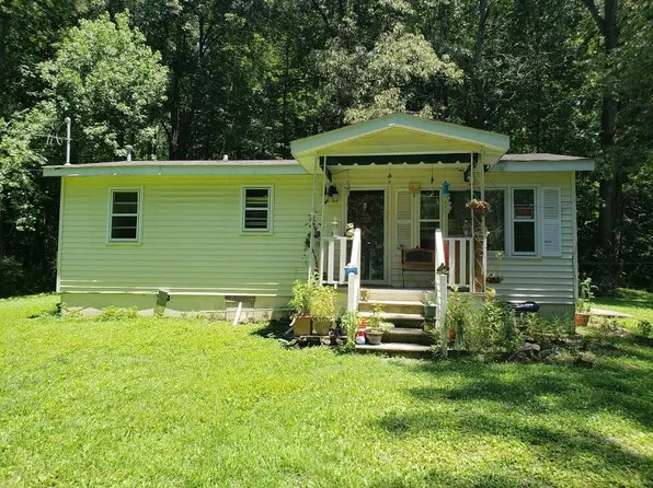 1326 Coker Dr, Dalton, GA 30721