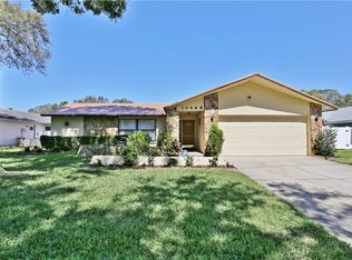 10468 95th St, Seminole, FL 33777