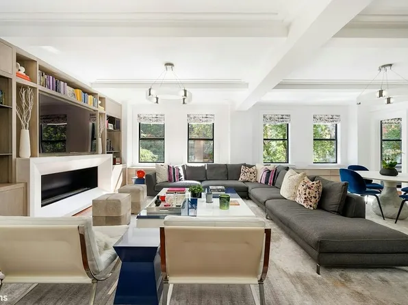 171 W 79th St #31/32, New York, NY 10024