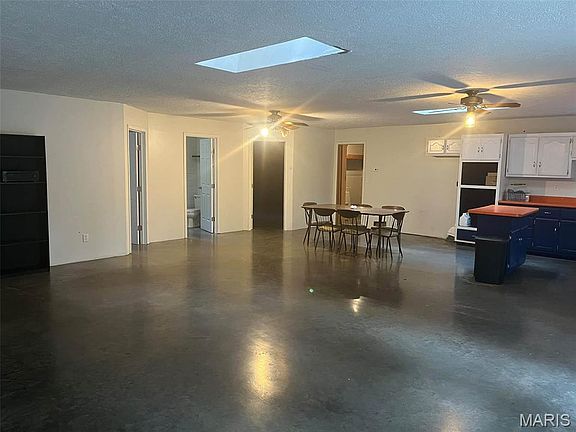 5th image of 1289 Beamer Ln