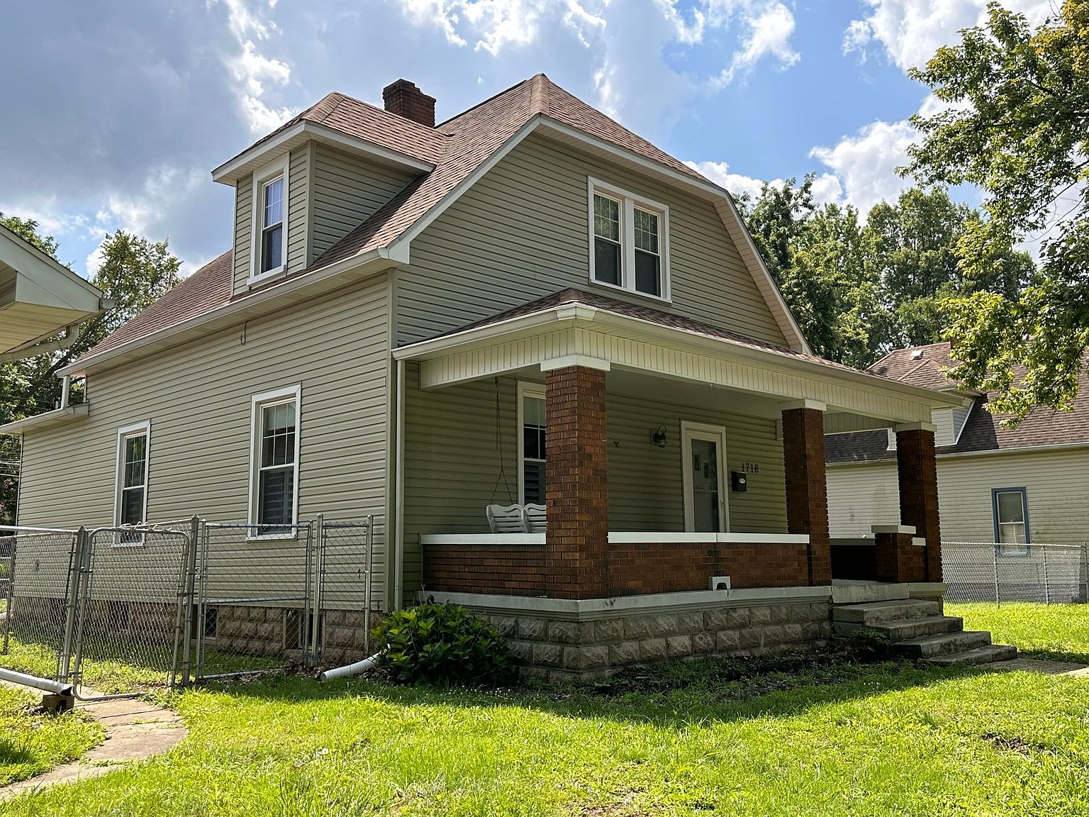 1718 S 9th St, Terre Haute, IN 47802 Zillow