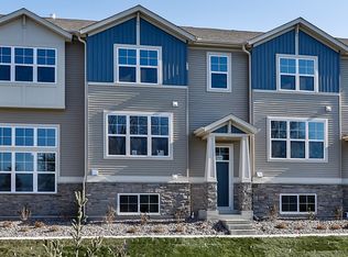 7692 77th Pl, Victoria, MN 55386