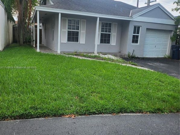 14600 SW 124th Pl, Miami, FL 33186