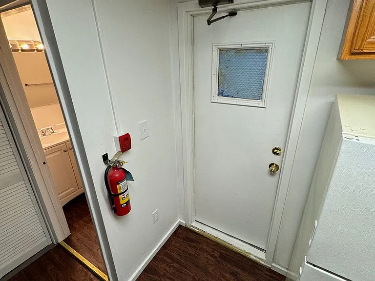 357 Mitchell Ave — Photo 15