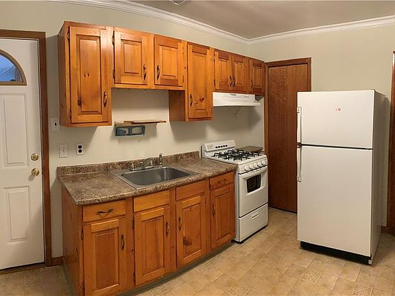 3rd image of 35 N Wayne Ave #B